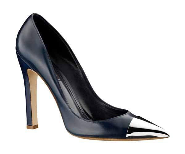 Pointed metal Tip courts Louis Vuitton 5 Pointed metal Tip courts Louis Vuitton 5