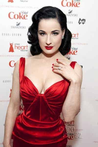 Dita Von Teese - 1940's Burlesque, Vintage Fashion Icon (5)