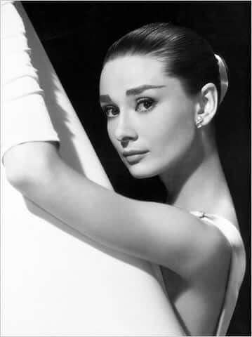 Audrey Hepburn - Chic, Style With An Elegant Fashion Flare (20)