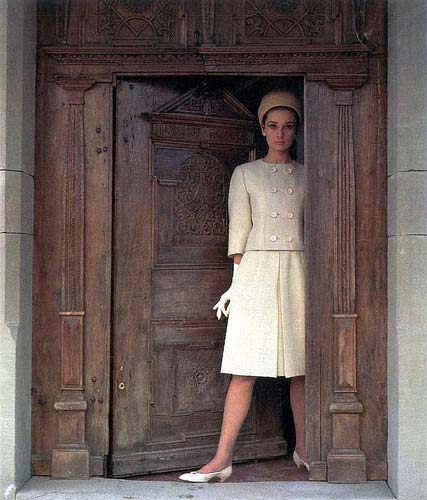 Audrey Hepburn - Chic, Style With An Elegant Fashion Flare (8)
