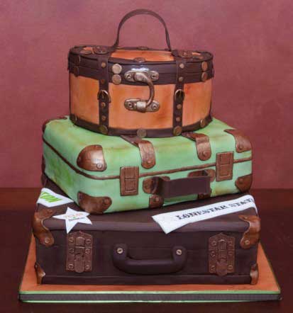 Suitcase Fashion – The Vintage Cases Are Back