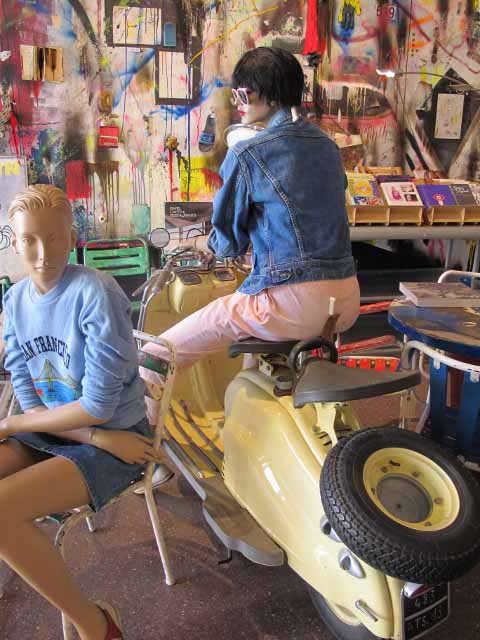 Barcelona - Holala Ibiza, Unique Vintage For Unique People