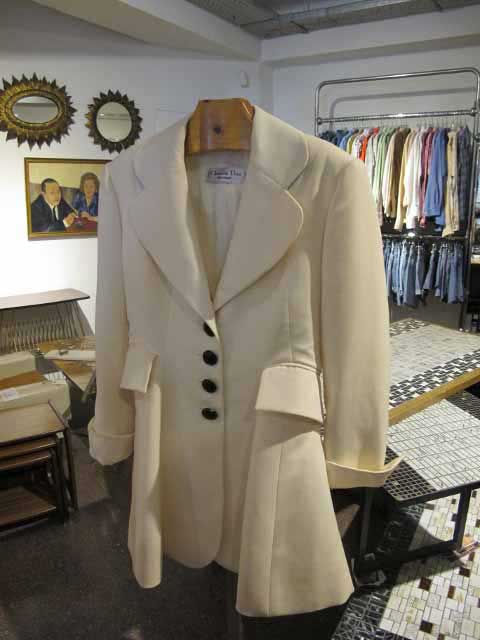 Barcelona - Holala Ibiza, Unique Vintage For Unique People