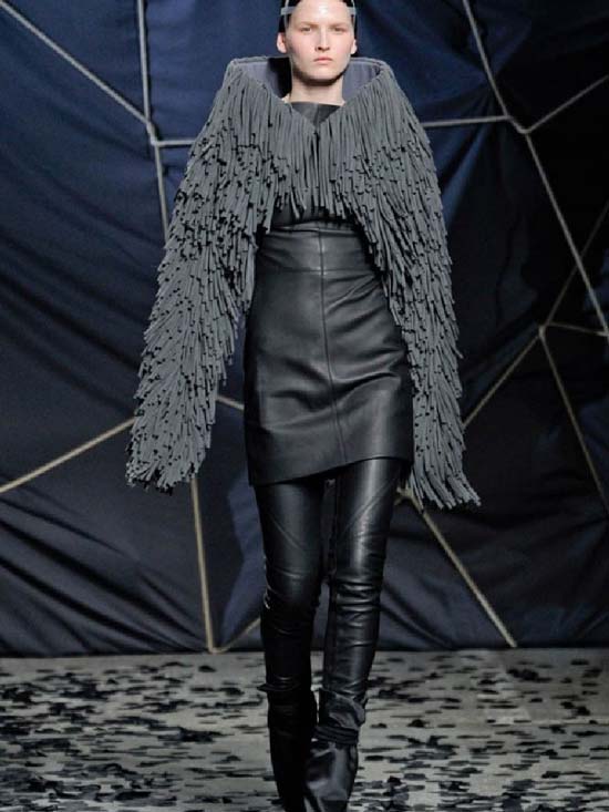Gareth Pugh Fall Winter 2013 Collection Leather Gareth Pugh Fall Winter 2013 Collection Leather