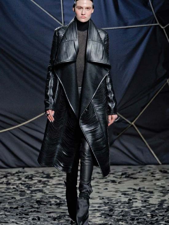 Gareth Pugh Fall Winter 2013 Collection Leather Gareth Pugh Fall Winter 2013 Collection Leather