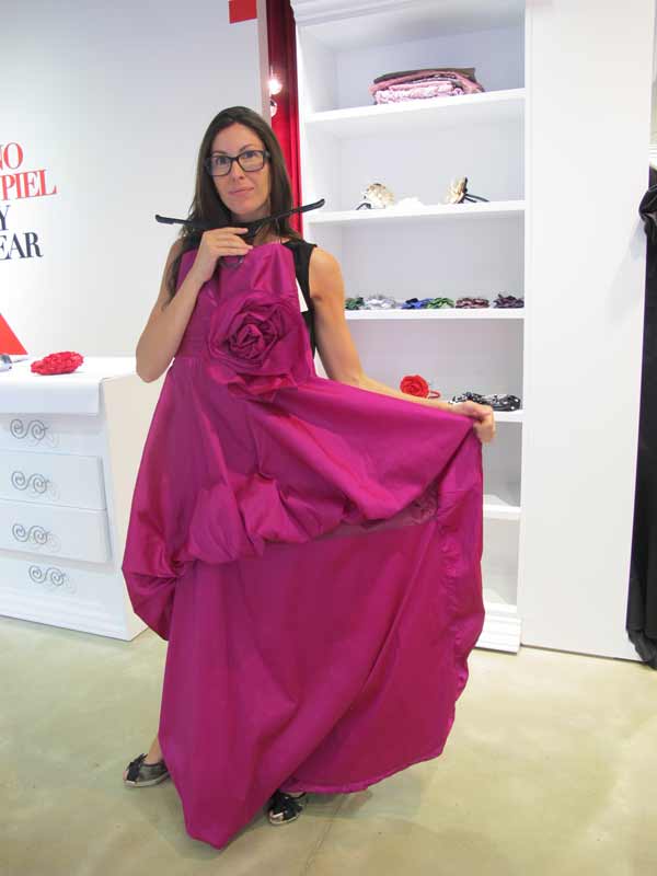 Veneno En La Piel - purple dress