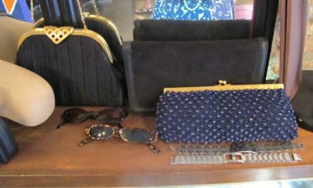 Vintage  – How To Find Authentic Vintage Fashion