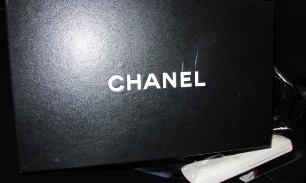 Chanel – Vintage Chanel One Of A Kind