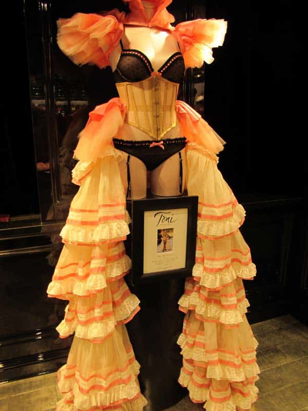 Victoria Secret - Lingerie London - Bond Street Store Victoria Secret - Lingerie London - Bond Street Store
