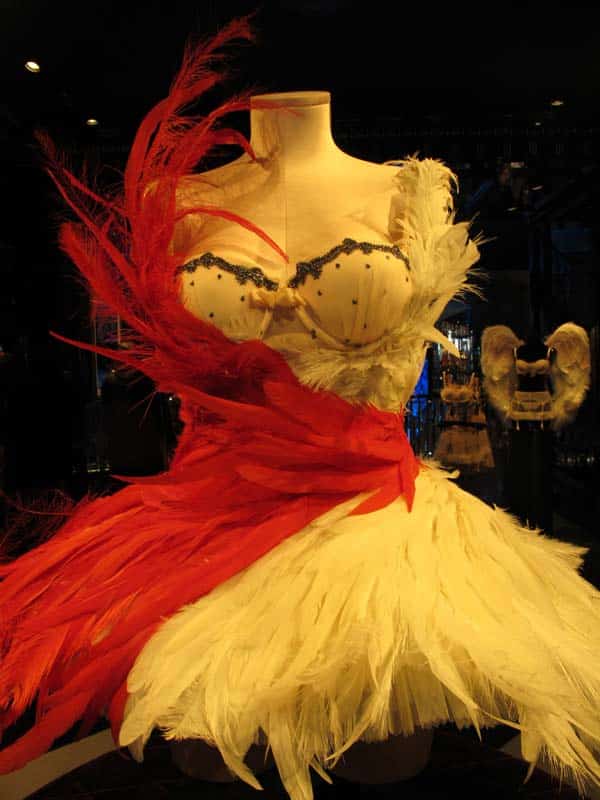 Victoria Secret - Lingerie London - Bond Street Store Victoria Secret - Lingerie London - Bond Street Store