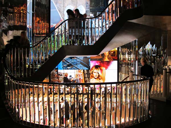 Victoria Secret - Lingerie London - Bond Street Store Victoria Secret - Lingerie London - Bond Street Store