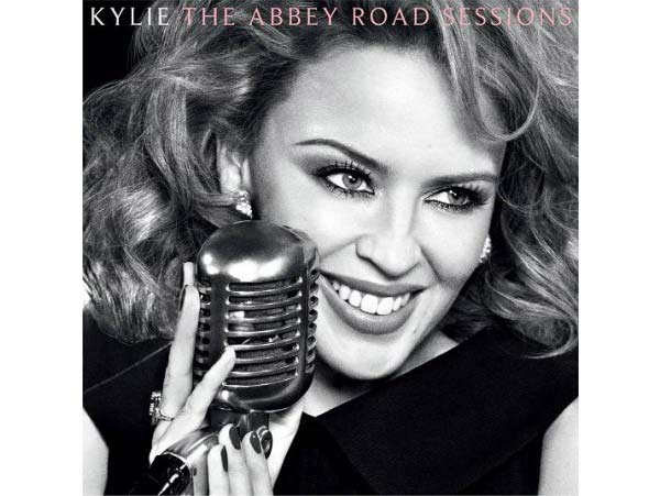 Kylie Minogue – Stage Fashion Hits