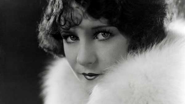 viola-dana-in-a-fur-coat,1930s