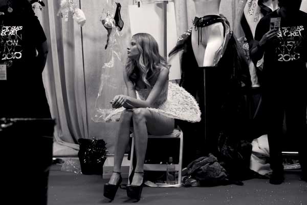 Sample Room – Behind the Scenes of Fashion Design