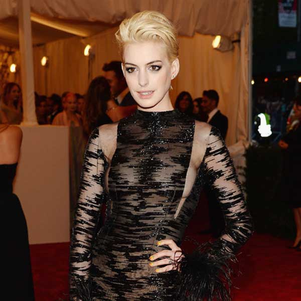 anne hathaway 2013 - met ball punk rock