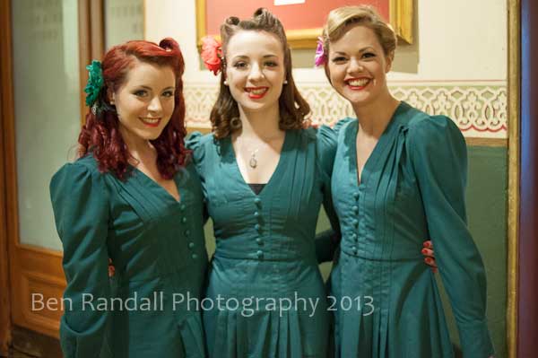 1940'S FASHION ROYAL ALBERT HALL 