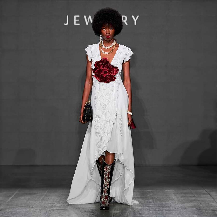 Cuadra-fresh-water-pearls-Cowboy-boots