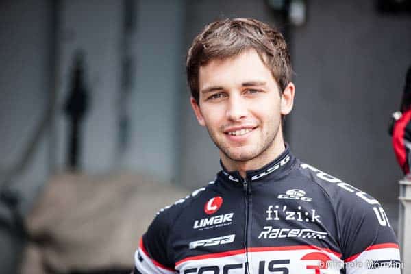 FOCUS Bikes – Video – Mountain Biker Rides In Style