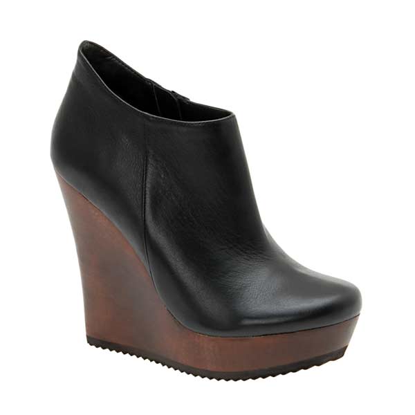 Booties wedges black