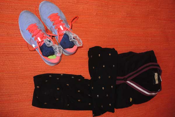 Gracie Opulanza Nike shoes, calzedonia leggings and Ellesse cardigan