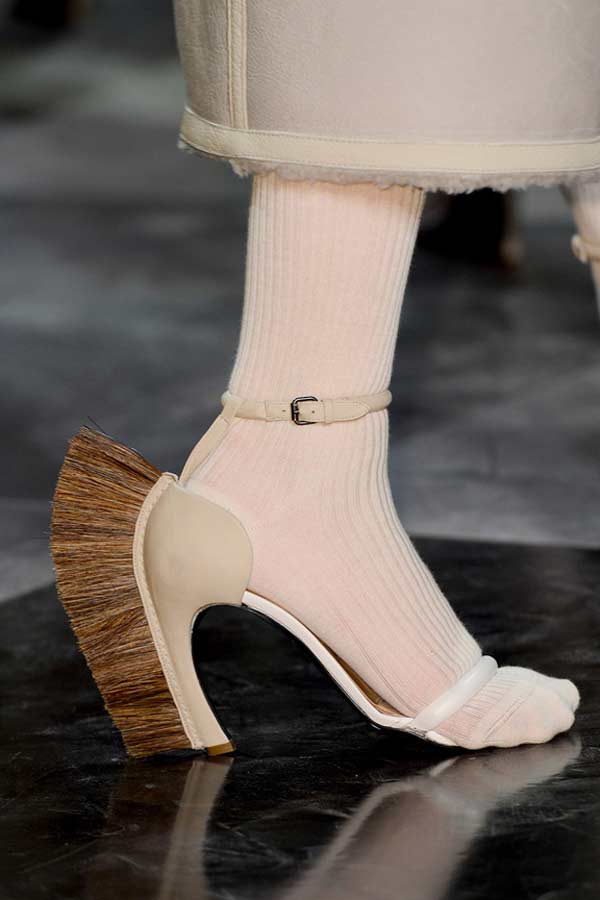 LOEWE Madrid - Leather shoes with fur