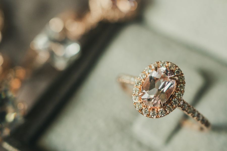 Valentine’s Day – Lab Diamonds Versus Natural Diamonds