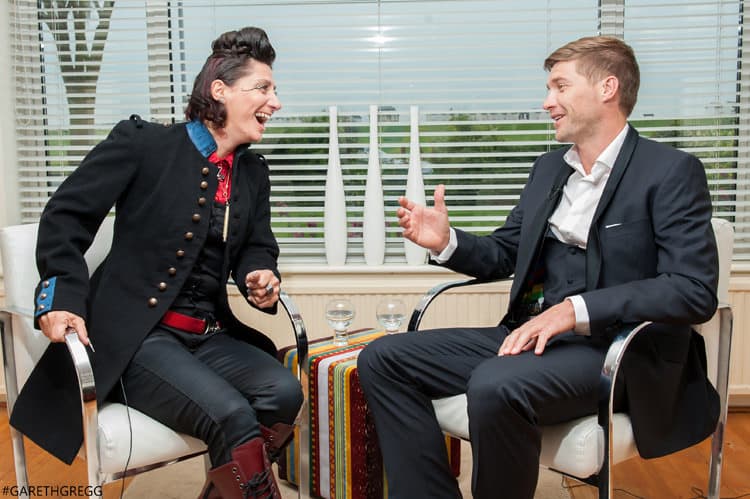 Greg Minnaar - Gracie Opulanza DownHill Mountain Bike World Champion (11)