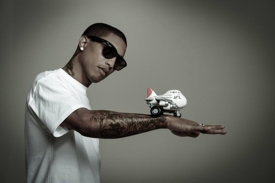 040-pharrell-williams-theredlist
