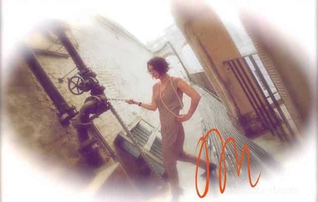 Gracie-Opulanza-London-Fashion-Week-2013-2-630x400