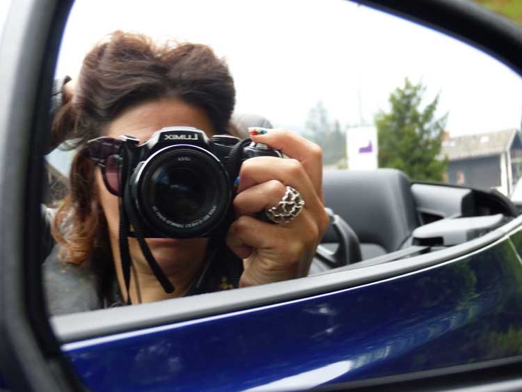 Twitter & Instagram Are Emotional – It Will Cost You