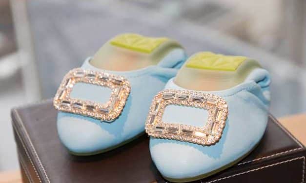 What Shoes To Wear When Driving A Bentley