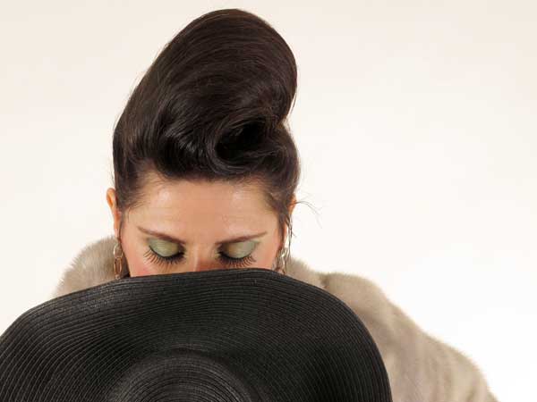 Gracie-Opulanza-MenStyleFashion-2016-6