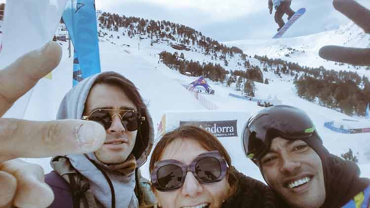 Gracie-Opulanza-TOtalfight-2016-Eyewear-Selfie-Shot-(1).jpg-90