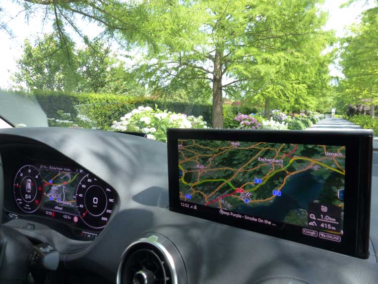 Audi Q2 SUV 2016 MenStyleFashion Zurich (12)