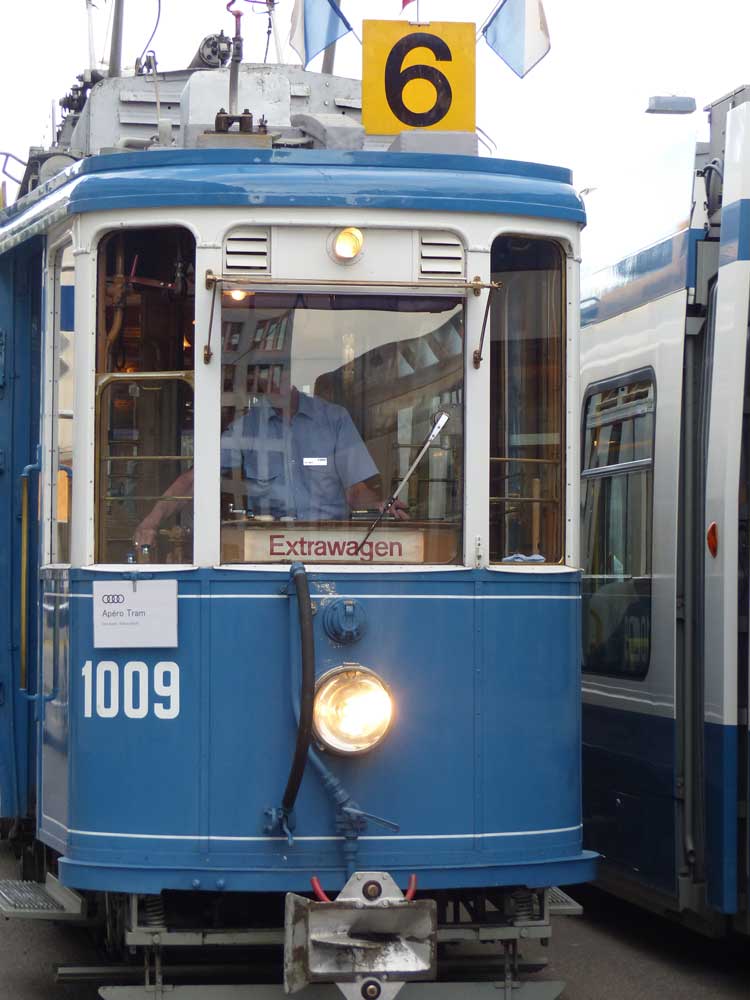 Tram Zurich MenStylefashion