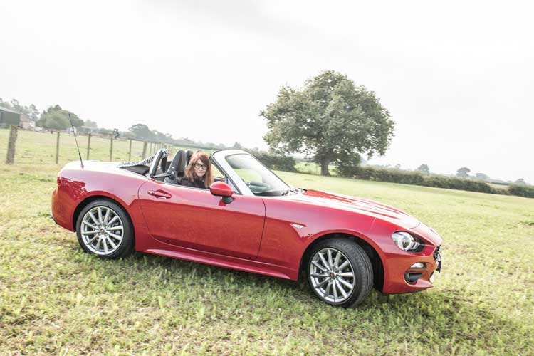 fiat124-spider-gracie-opulanza-for-menstylefashion-car-review-24