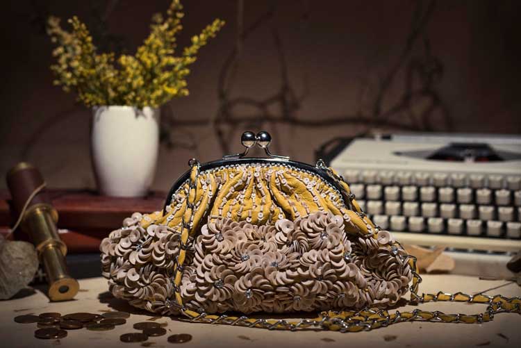 ruche-hues-leather-handcrafted-bag