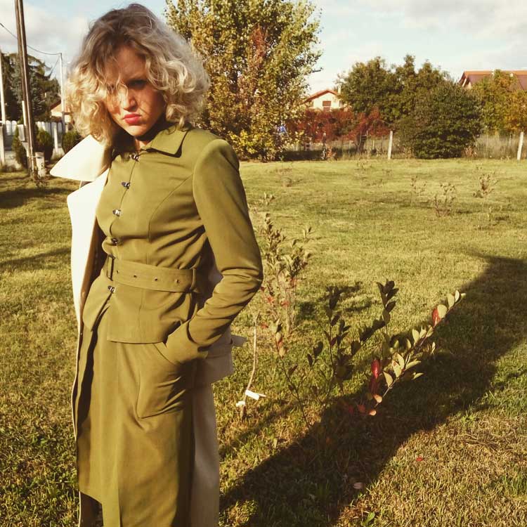 monique-collignon-mihaela-markovic-gracie-opulanza-marketing-100-plastic-suit-7