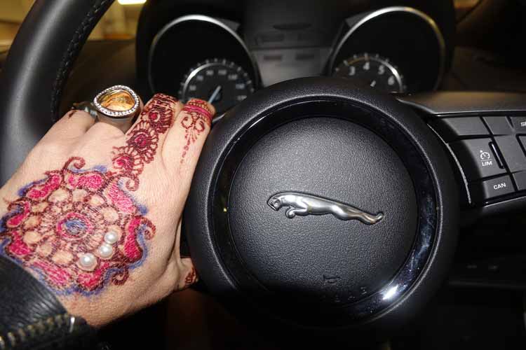 gracie-opulanza-jaguar-henna-tattoo-1