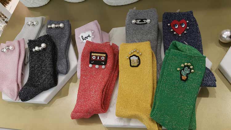 Seoul South Korea Fashion – apM Place & Jogyesa Temple