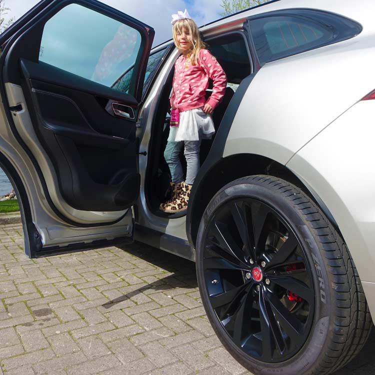 Jaguar F-PACE Model S - Luxury Family Car On 22 Inch Wheels