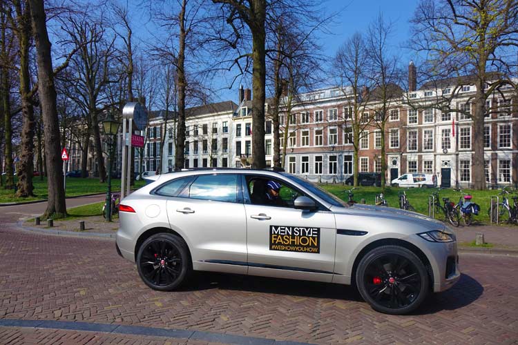 Jaguar F-PACE Model S - Luxury Family Car On 22 Inch Wheels