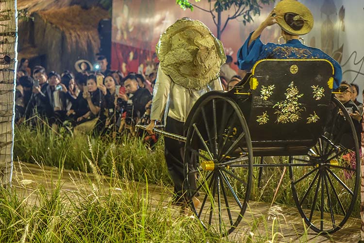 Hoi An Vietnam - Water Front Fashion Show By Night