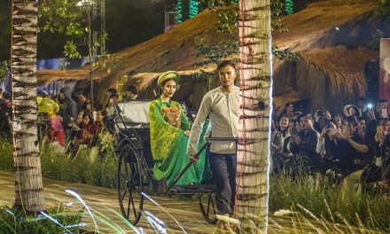 Hoi An Vietnam -What Do Vietnamese Women Wear Today?