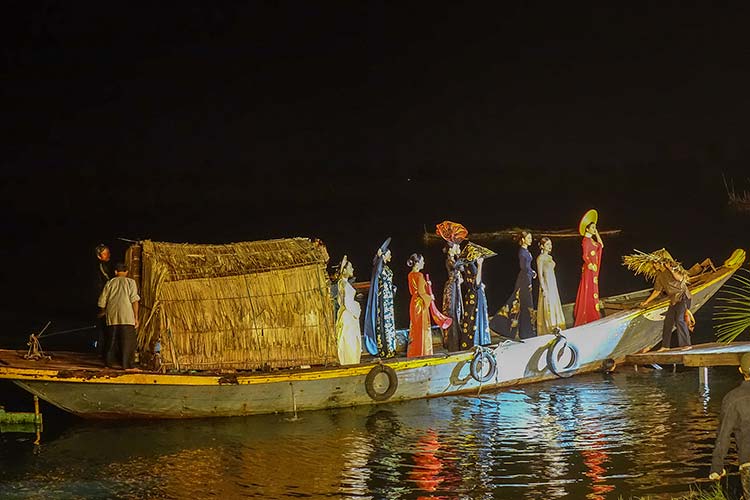 Hoi An Vietnam - Water Front Fashion Show By Night