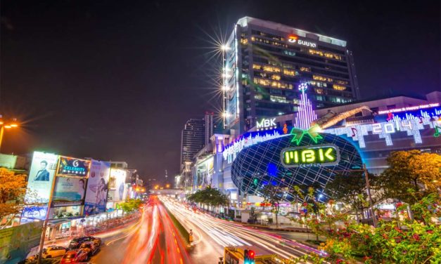 Luxury Fake Fashion – It Has Never Looked So Damn Good!