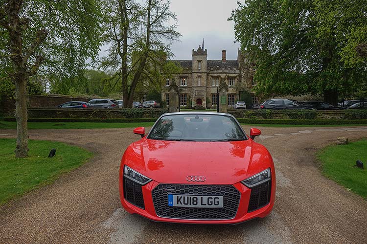 6 Luxury Travel Tips - For Fashion & Lifestyle