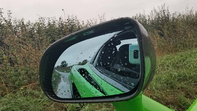 McLaren 570s Reviewed - Women Love Supercars Too