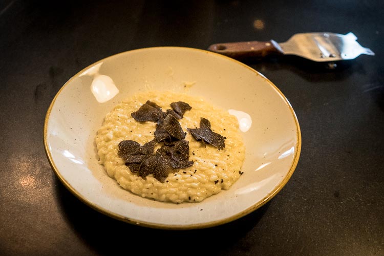 Many restaurant reviews