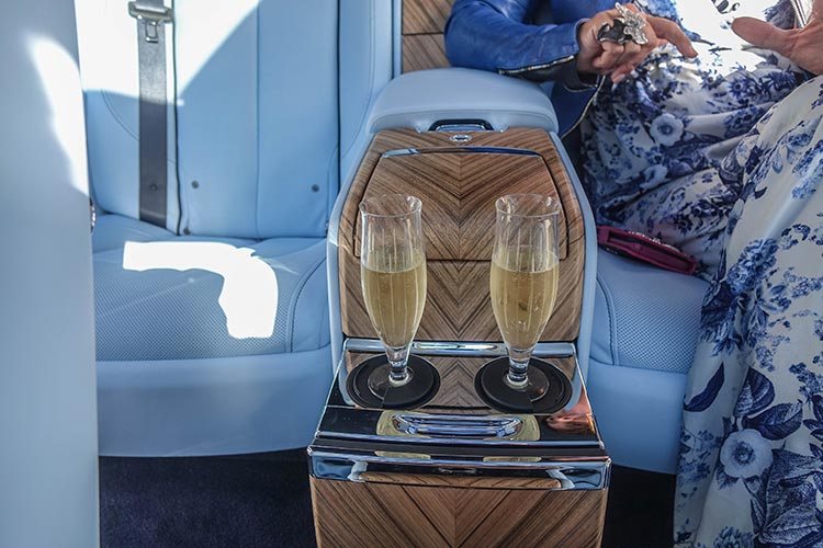 Rolls Royce Cullinan SUV MenStyleFashion 2019 Artic White United Kingdom (33)